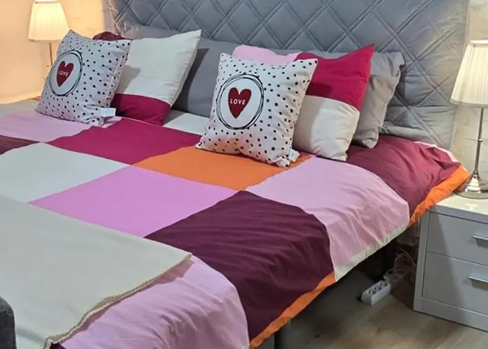 Cave -1 Estudio Inteiro No Areeiro Em