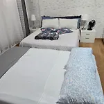 Cave -1 Estudio Inteiro No Areeiro Em Apartment Lisbon