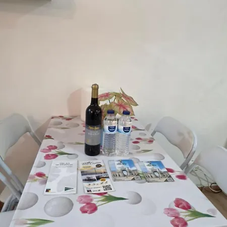 Cave -1 Estudio Inteiro No Areeiro Em Apartment Lisbon