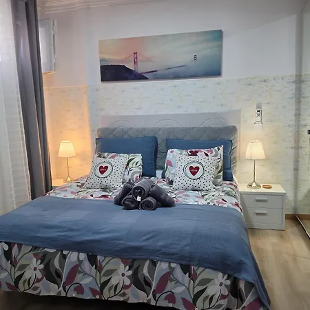 Apartment Cave -1 Estudio Inteiro No Areeiro Em Lisbon