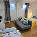 Cave -1 Estudio Inteiro No Areeiro Em Apartmán Lisboa
