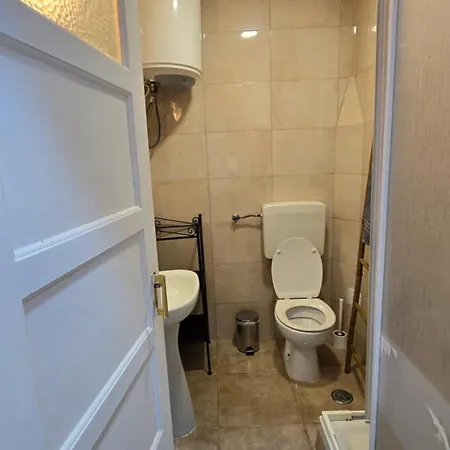 Cave -1 Estudio Inteiro No Areeiro Em Lägenhet *