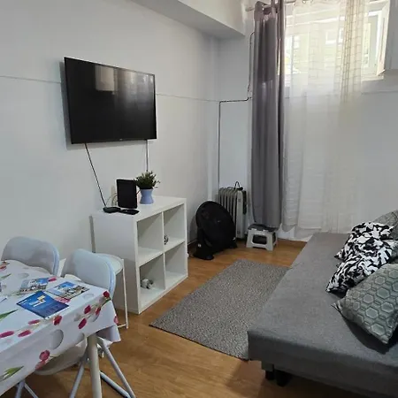 Apartman Cave -1 Estudio Inteiro No Areeiro Em *