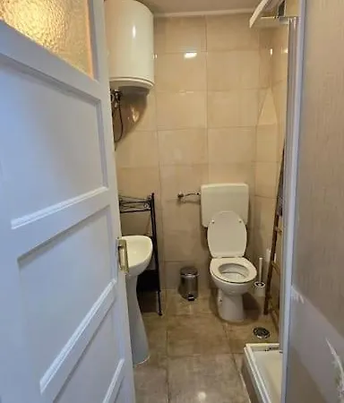 Appartement Cave -1 Estudio Inteiro No Areeiro Em *