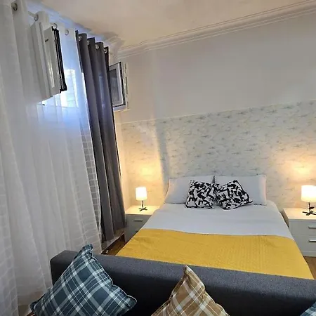 Cave -1 Estudio Inteiro No Areeiro Em Appartement